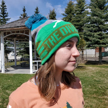 Load image into Gallery viewer, 2024 The Divide 200 Goat &amp; Mountains Toque (Green &amp; Blue) - Unisex
