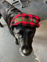 Load image into Gallery viewer, Advent Run Streak Toque
